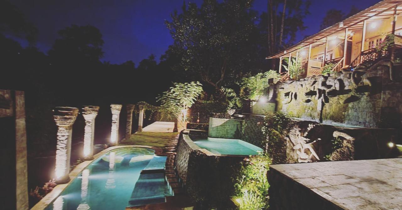 Avalon Ubud Castle & Spa Экстерьер фото