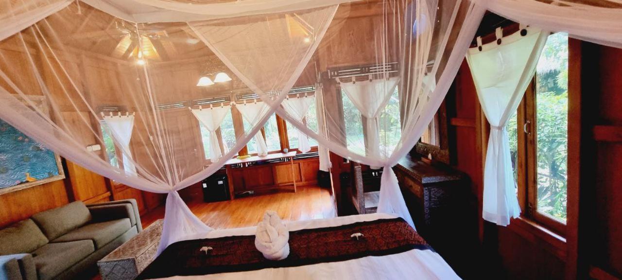 Avalon Ubud Castle & Spa Экстерьер фото