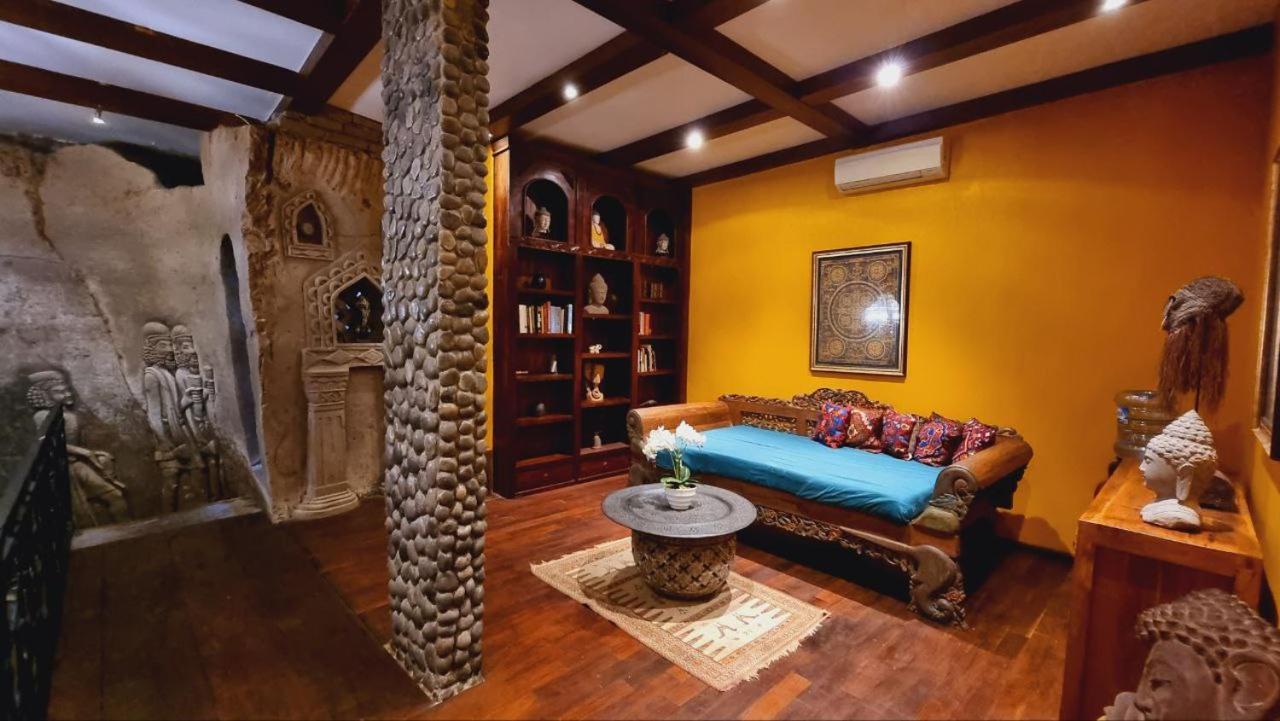 Avalon Ubud Castle & Spa Экстерьер фото