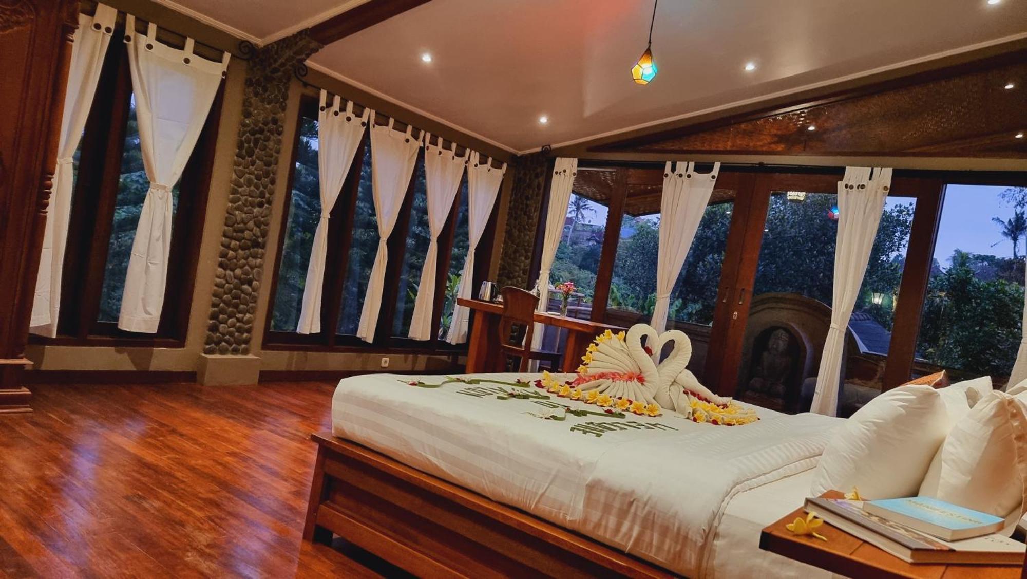 Avalon Ubud Castle & Spa Экстерьер фото